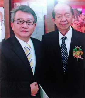 蘇奕榮與奇美許文龍先生合影